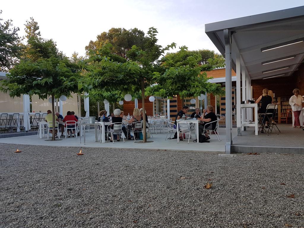 Hotel Camping Taimi Marina di Massa Exterior foto