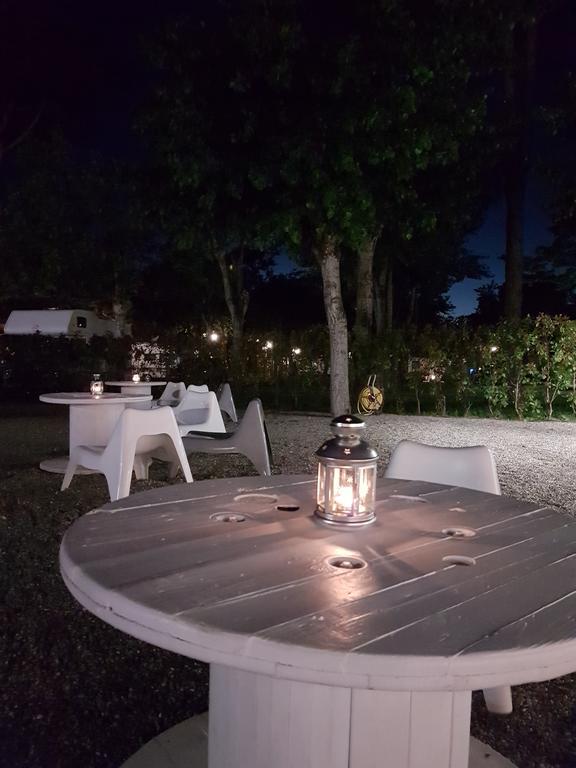 Hotel Camping Taimi Marina di Massa Exterior foto