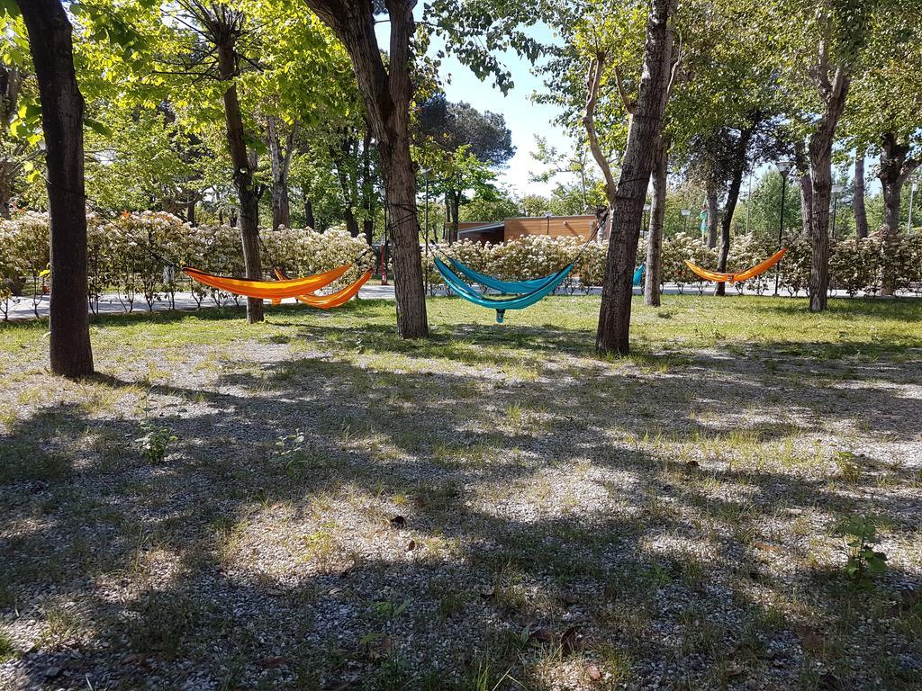 Hotel Camping Taimi Marina di Massa Exterior foto